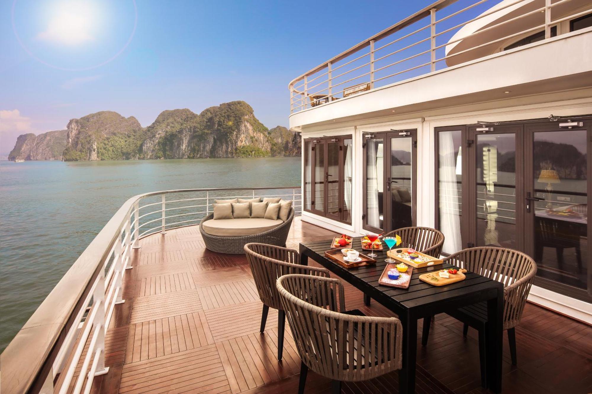 Готель Ambassador Cruise Halong Bay Халонг Екстер'єр фото